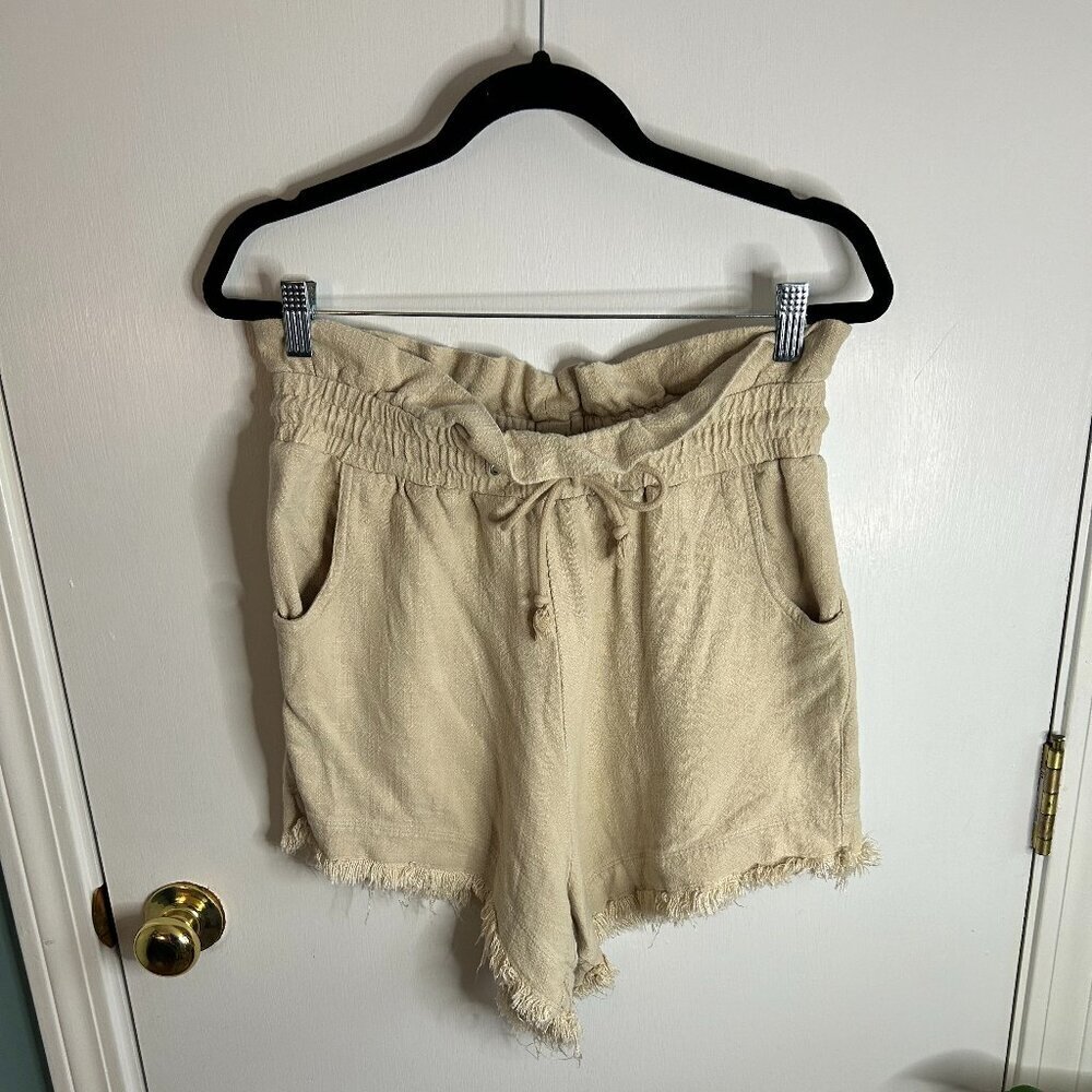 BLANKNYC Raw Hem Linen-Blend Shorts – Paperbag Waist – Size M - Picture 2 of 5